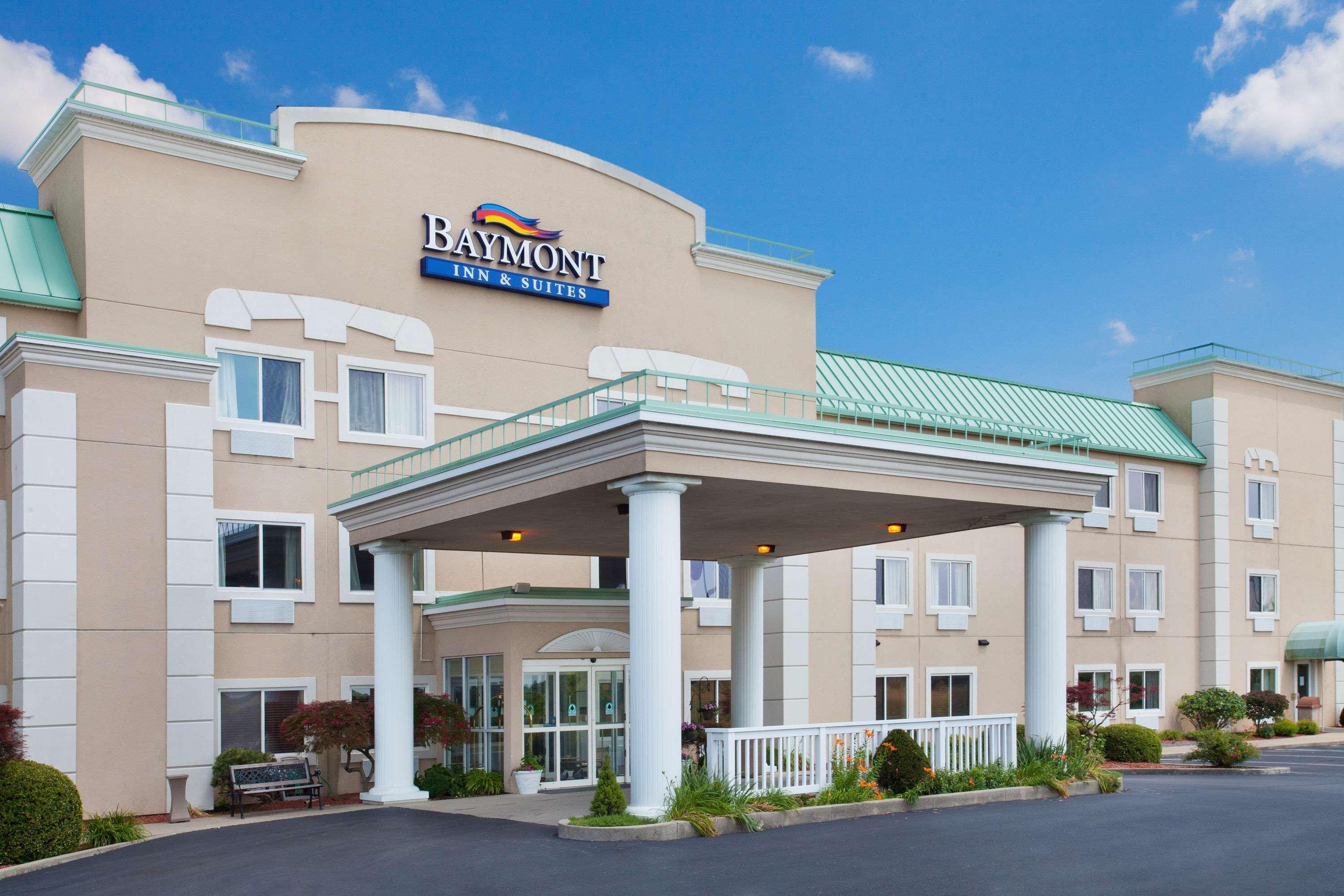 Baymont By Wyndham Dale Hotel Eksteriør billede